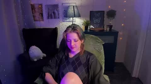 Sarah online show from 04-28-26, 09:42