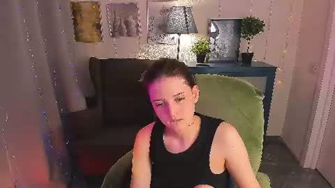 Sarah online show from 06-17-26, 09:49