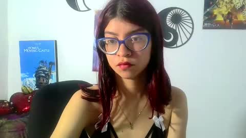 Snapshot of sarahsmitt chatting on 01-31-25, 09:26 Sarah online show from 01-31-25, 09:26