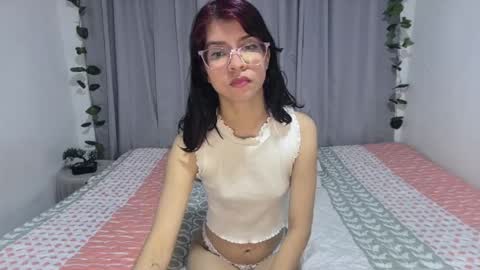 Sarah  online show from 03-19-26, 02:48