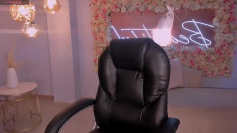 Sarah  independent model online show from 04-16-26, 04:13