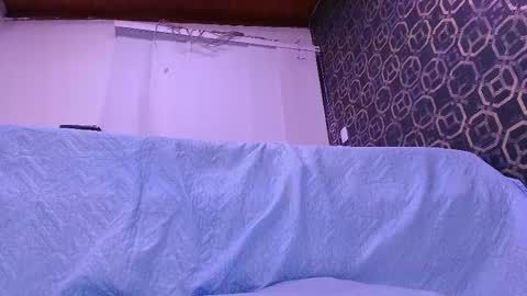 Sara  online show from 10-14-25, 12:06