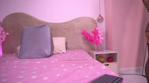 Sara  online show from 02-23-26, 11:51