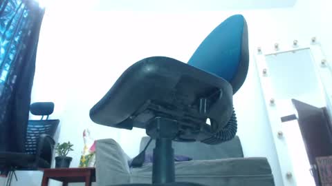 Snapshot of saralovens chatting on 05-24-26, 03:39 Saraloves online show from 05-24-26, 03:39
