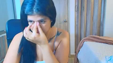 Snapshot of saramantha09 chatting on 02-14-26, 08:38 saramantha09 online show from 02-14-26, 08:38