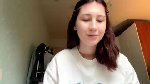 Snapshot of saranewmon chatting on 07-03-26, 01:17 Sara online show from 07-03-26, 01:17
