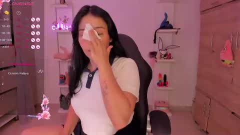 saraowens online show from 07-06-26, 01:08
