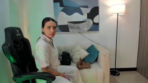 I am Sara  online show from 06-02-26, 12:34