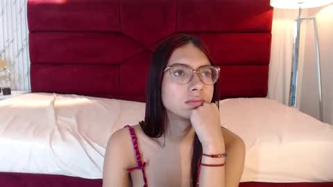 Sara online show from 02-21-25, 01:44