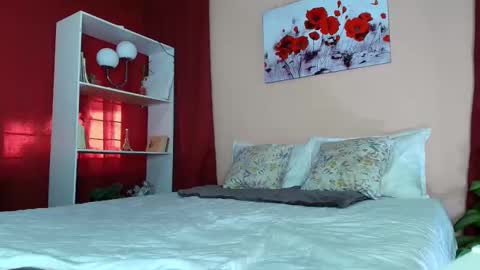 ZaraSolei online show from 10-27-25, 10:03