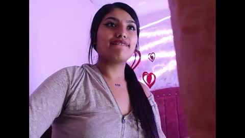 sarastonesx online show from 02-19-25, 09:17