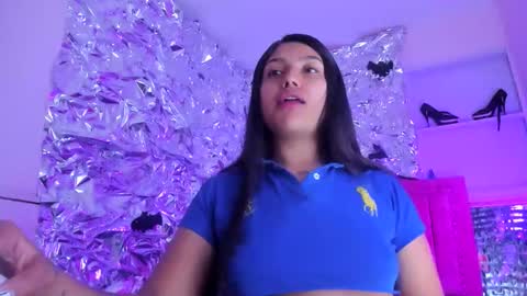 sarastonesx online show from 11-23-25, 04:01