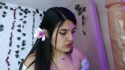 Snapshot of sarastonesx chatting on 04-30-26, 05:36 sarastonesx online show from 04-30-26, 05:36