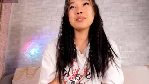 Snapshot of sarasun34 chatting on 10-04-25, 04:54 Sara online show from 10-04-25, 04:54