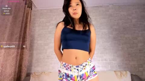 Snapshot of sarasun34 chatting on 10-06-25, 08:01 Sara online show from 10-06-25, 08:01