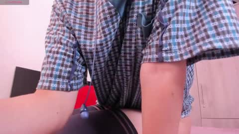 Sara   online show from 04-20-26, 01:14