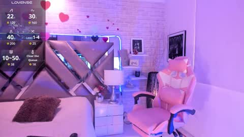 Sara  online show from 03-21-26, 04:43