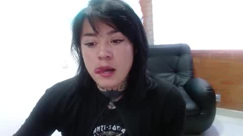 Snapshot of saratrita chatting on 01-07-26, 10:01 Sara Herrera online show from 01-07-26, 10:01