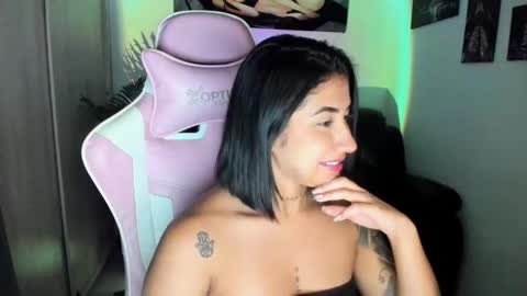 Snapshot of saratukkerr chatting on 11-12-25, 06:47 saratukkerr online show from 11-12-25, 06:47