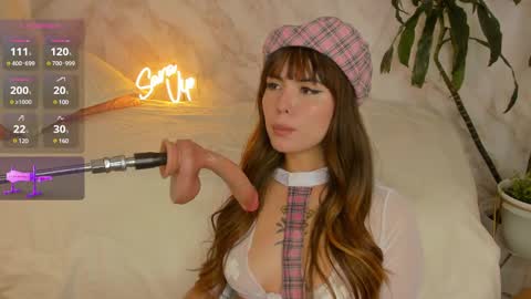   - independient model online show from 12-08-24, 04:04