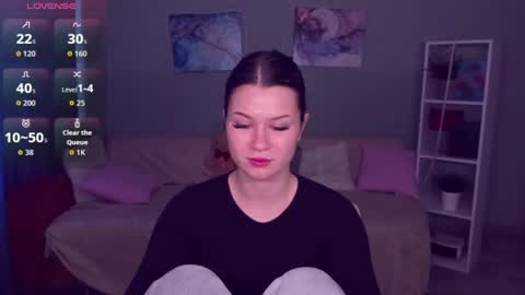 SaraVivid online show from 06-11-26, 09:18