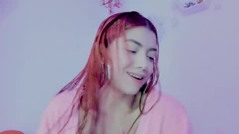 Snapshot of saray2312 chatting on 11-07-25, 11:16 Saray online show from 11-07-25, 11:16