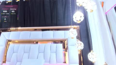 Saray online show from 11-21-25, 07:23