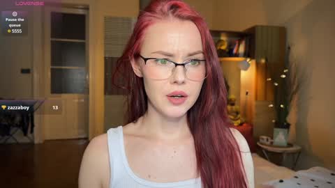 Snapshot of sargonium909 chatting on 01-20-25, 11:10 Veronika online show from 01-20-25, 11:10