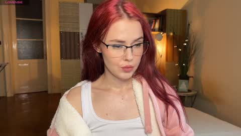 Snapshot of sargonium909 chatting on 01-29-25, 08:25 Veronika online show from 01-29-25, 08:25