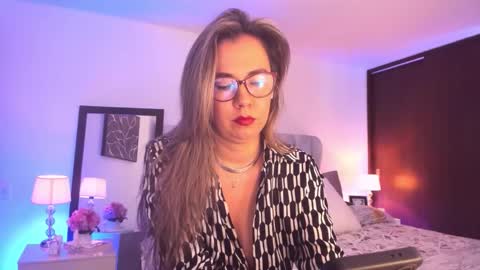 sarha online show from 02-17-26, 01:07