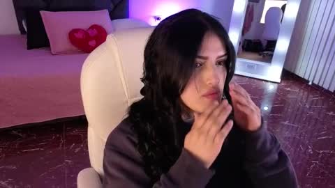 Snapshot of sari_belle chatting on 09-21-25, 11:34 Sari online show from 09-21-25, 11:34