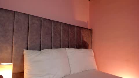 Sara Garcia online show from 03-18-26, 05:10