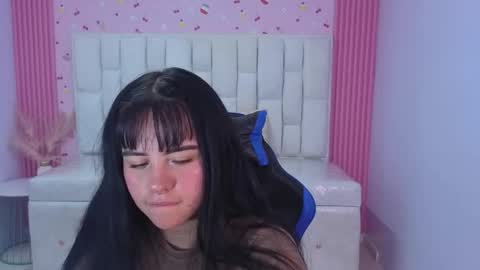 Sara  online show from 05-26-26, 08:16