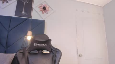 Snapshot of sarita_hills chatting on 12-07-24, 03:58 Sara online show from 12-07-24, 03:58