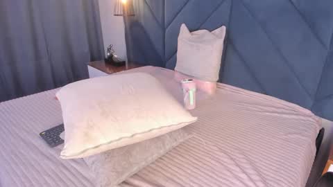 Snapshot of sarita_hills chatting on 12-12-24, 09:40 Sara online show from 12-12-24, 09:40