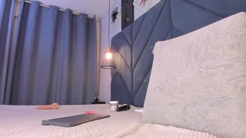 Snapshot of sarita_hills chatting on 03-08-25, 10:22 Sara online show from 03-08-25, 10:22