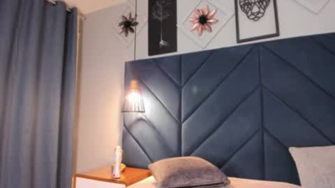 Sara  online show from 03-08-26, 02:04