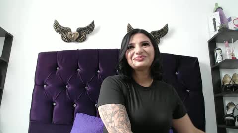 Snapshot of sarita_multisquirt chatting on 09-24-25, 06:55 Sara online show from 09-24-25, 06:55