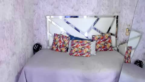 sarah online show from 10-12-25, 08:08