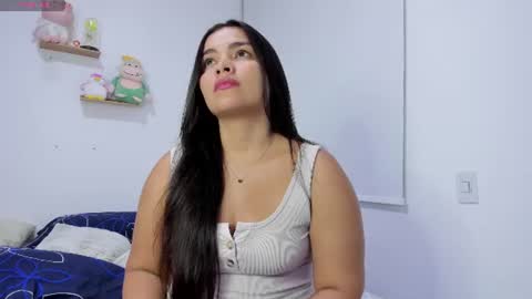 Snapshot of saritadolly_ chatting on 07-15-26, 02:06 Sara Cute online show from 07-15-26, 02:06