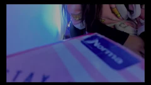 saritakitty01 online show from 10-10-25, 10:53