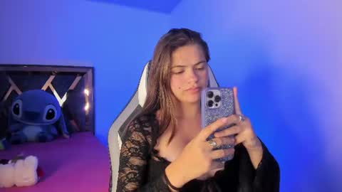 Snapshot of saritandangelo chatting on 08-02-26, 05:06 Sarit And Angelo online show from 08-02-26, 05:06