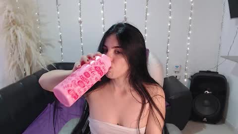 Snapshot of saritaprincess chatting on 10-24-25, 09:22 Sara online show from 10-24-25, 09:22