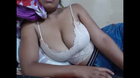 saronette online show from 01-08-25, 10:37