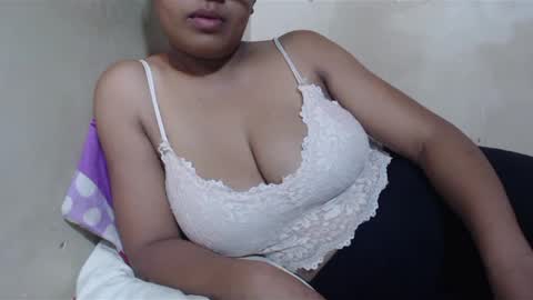 saronette online show from 01-28-25, 09:41