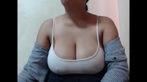 saronette online show from 10-16-25, 06:03