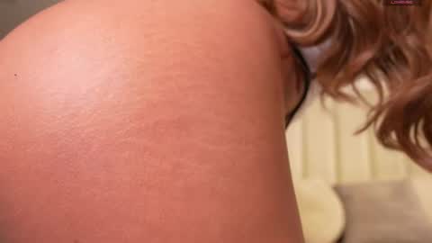 My Name Is Sara C. Welcome online show from 04-07-26, 01:39