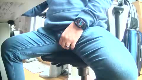 Snapshot of saschaalesi1976 chatting on 11-16-25, 12:44 saschaalesi1976 online show from 11-16-25, 12:44