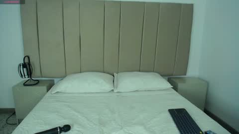 Snapshot of sasha_brattz chatting on 02-05-25, 04:37 Sasha Brattz online show from 02-05-25, 04:37