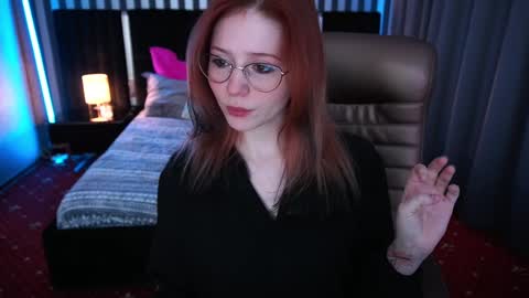 Snapshot of sasha_exclusive chatting on 01-16-25, 07:17 Sasha Exclusive online show from 01-16-25, 07:17